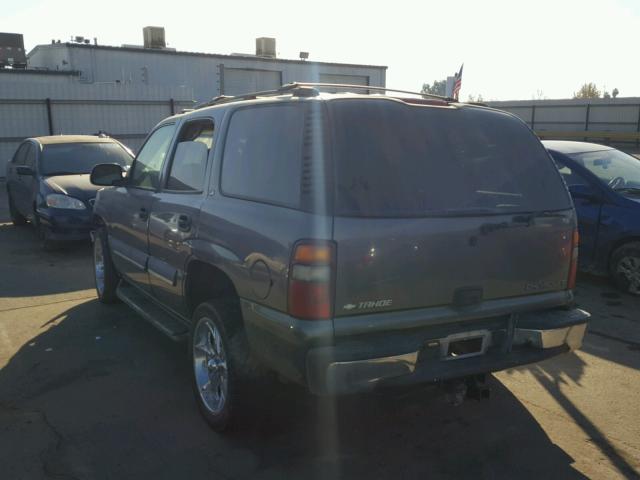 1GNEC13TX2R260324 - 2002 CHEVROLET TAHOE C150 GRAY photo 3