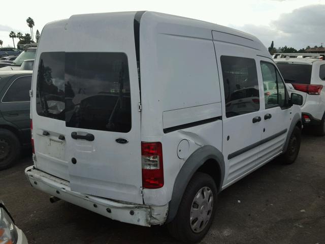 NM0LS6BN6AT041569 - 2010 FORD TRANSIT CO WHITE photo 4