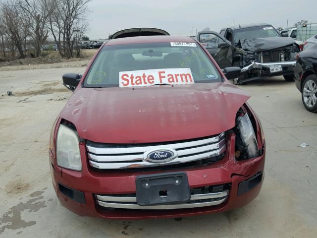 3FAHP06Z27R115560 - 2007 FORD FUSION S RED photo 9