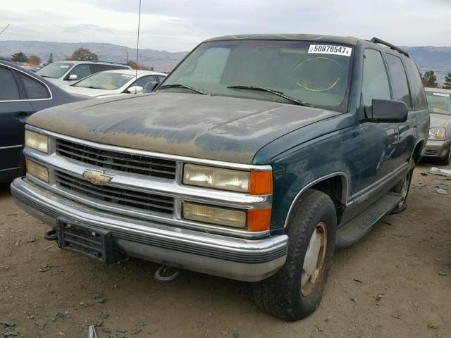 1GNEK13R8VJ310714 - 1997 CHEVROLET TAHOE K150 GREEN photo 2