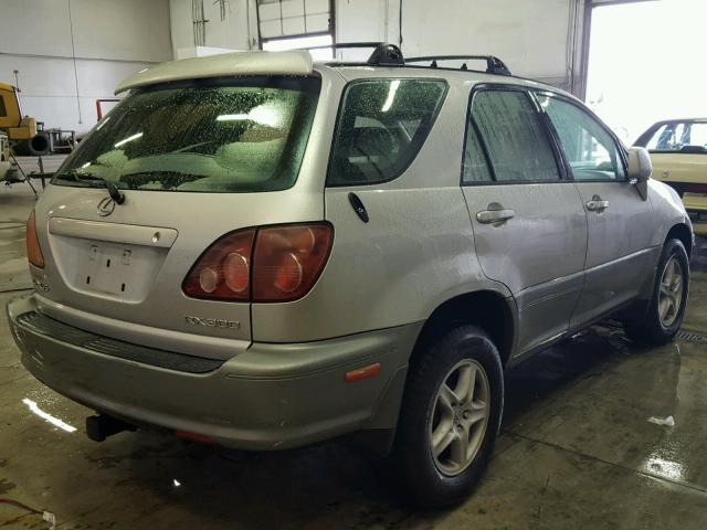 JT6HF10U6X0087737 - 1999 LEXUS RX 300 SILVER photo 4