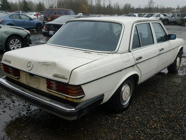 12313012100925 - 1978 MERCEDES-BENZ 300D WHITE photo 4