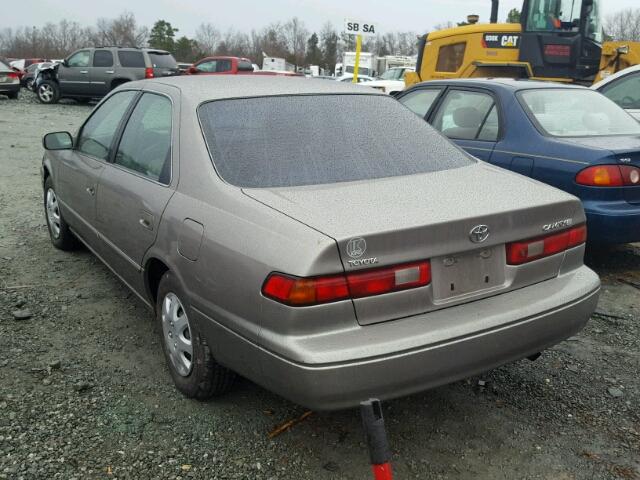 4T1BG22K0VU159577 - 1997 TOYOTA CAMRY CE TAN photo 3