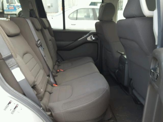 5N1AR18W66C603823 - 2006 NISSAN PATHFINDER SILVER photo 6