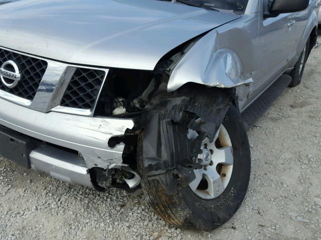 5N1AR18W66C603823 - 2006 NISSAN PATHFINDER SILVER photo 9