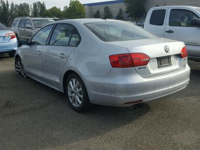 3VWDZ7AJ2BM378907 - 2011 VOLKSWAGEN JETTA SE SILVER photo 3