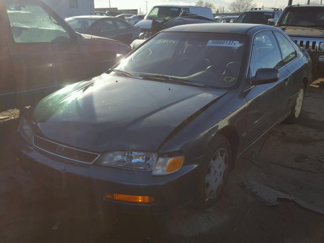 1HGCD7236TA001431 - 1996 HONDA ACCORD LX GRAY photo 2