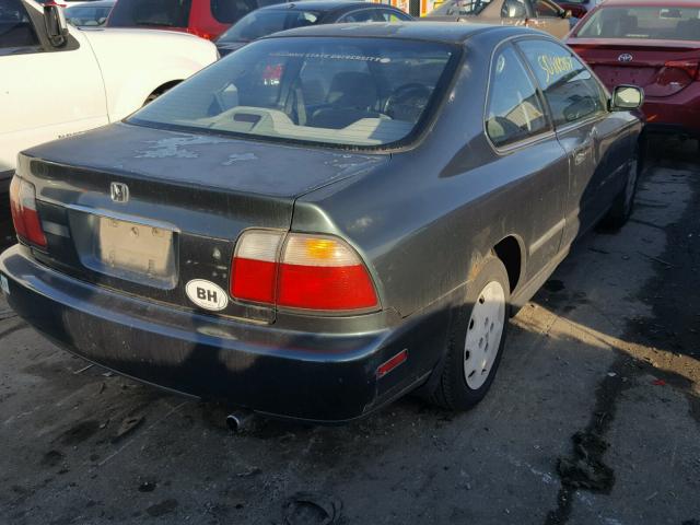 1HGCD7236TA001431 - 1996 HONDA ACCORD LX GRAY photo 4