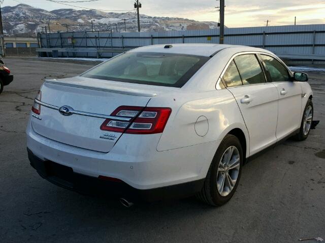 1FAHP2E8XHG112869 - 2017 FORD TAURUS SEL WHITE photo 4