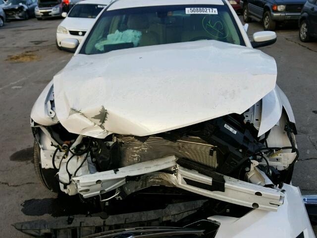 1FAHP2E8XHG112869 - 2017 FORD TAURUS SEL WHITE photo 7