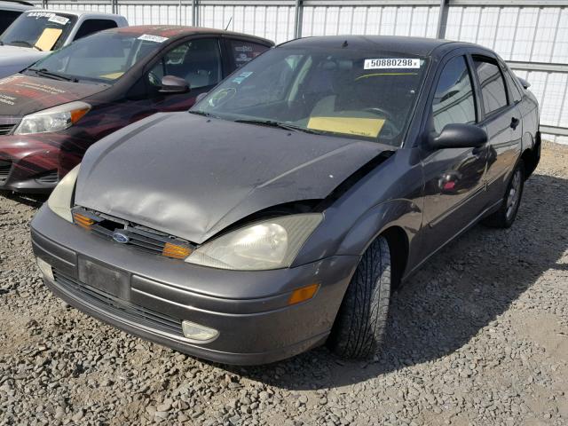 1FAFP38Z53W258421 - 2003 FORD FOCUS ZTS GRAY photo 2