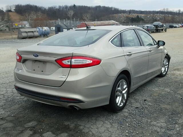 3FA6P0HD4FR251549 - 2015 FORD FUSION SE GOLD photo 4