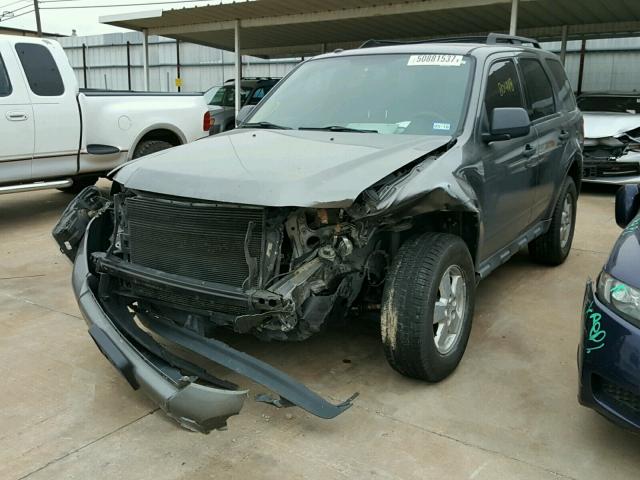 1FMCU0DG2AKC95452 - 2010 FORD ESCAPE XLT GRAY photo 2