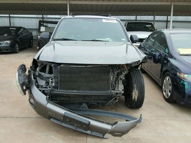 1FMCU0DG2AKC95452 - 2010 FORD ESCAPE XLT GRAY photo 9