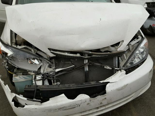 4T1BE32K84U323328 - 2004 TOYOTA CAMRY LE WHITE photo 7