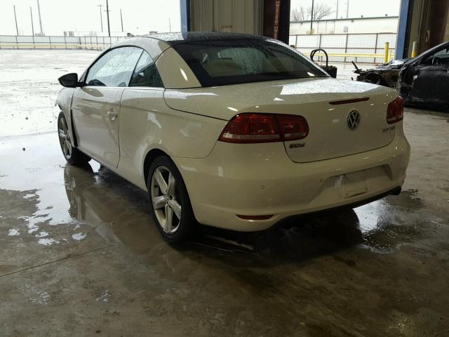 WVWFW7AH7CV017651 - 2012 VOLKSWAGEN EOS LUX WHITE photo 3