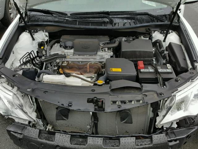 4T4BF1FK4ER439628 - 2014 TOYOTA CAMRY L WHITE photo 7