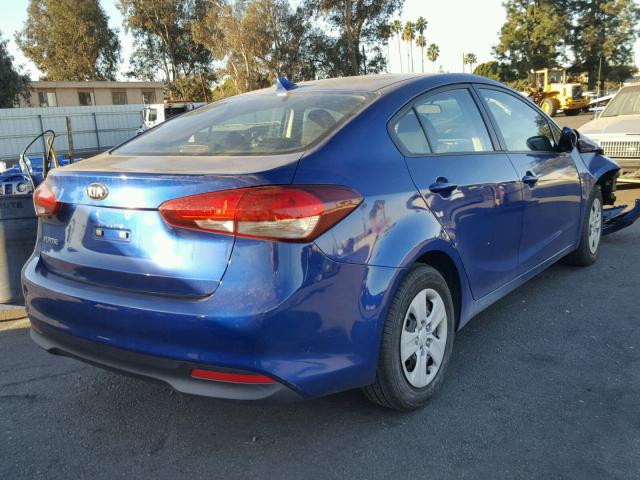 3KPFK4A78HE057086 - 2017 KIA FORTE LX BLUE photo 4