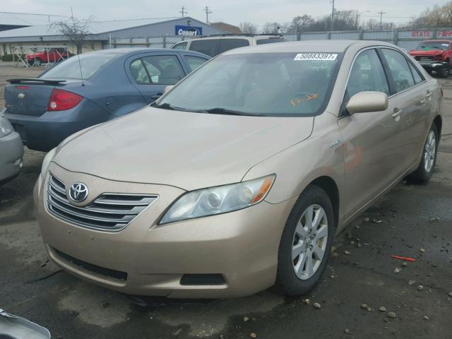 4T1BB46K68U054938 - 2008 TOYOTA CAMRY HYBR TAN photo 2