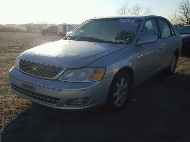 4T1BF28B91U156858 - 2001 TOYOTA AVALON XL SILVER photo 2