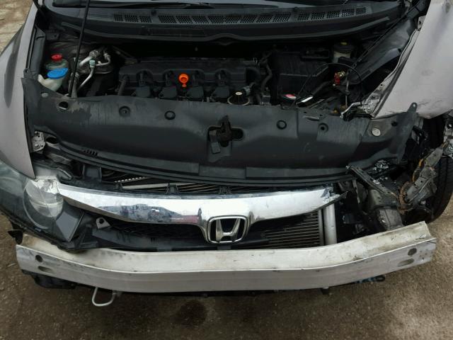 1HGFA165X9L027154 - 2009 HONDA CIVIC LX GRAY photo 7