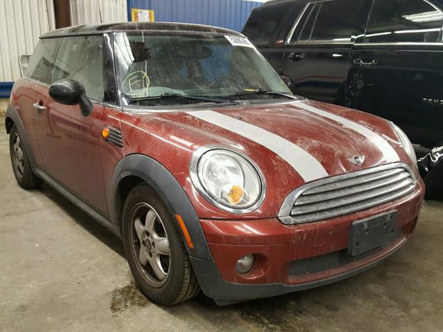 WMWMF33529TW70327 - 2009 MINI COOPER RED photo 1