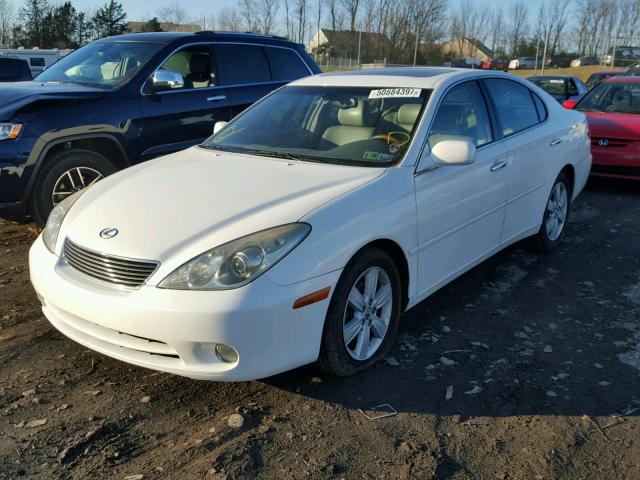 JTHBA30G855119783 - 2005 LEXUS ES 330 WHITE photo 2