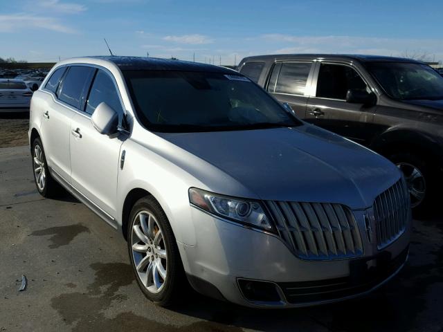 2LMHJ5FR8ABJ14489 - 2010 LINCOLN MKT SILVER photo 1