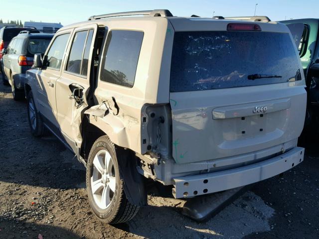 1C4NJPBBXGD749658 - 2016 JEEP PATRIOT SP CREAM photo 3