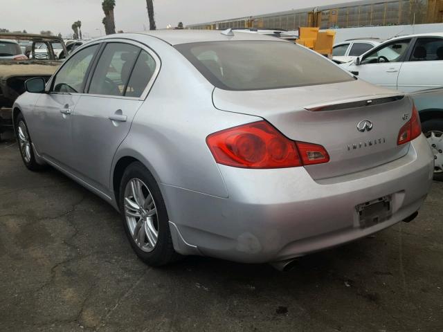 JNKCV61E09M306020 - 2009 INFINITI G37 BASE SILVER photo 3