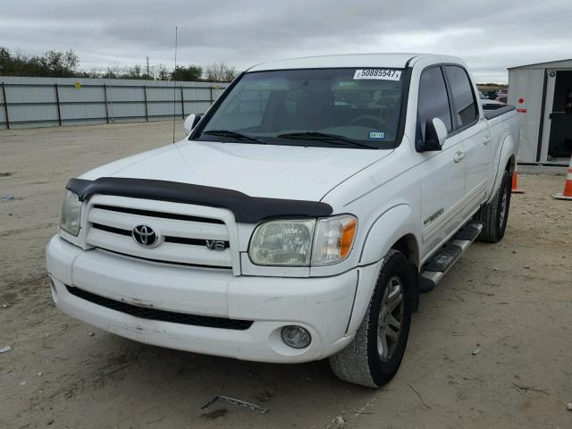 5TBET38115S482776 - 2005 TOYOTA TUNDRA DOU WHITE photo 2