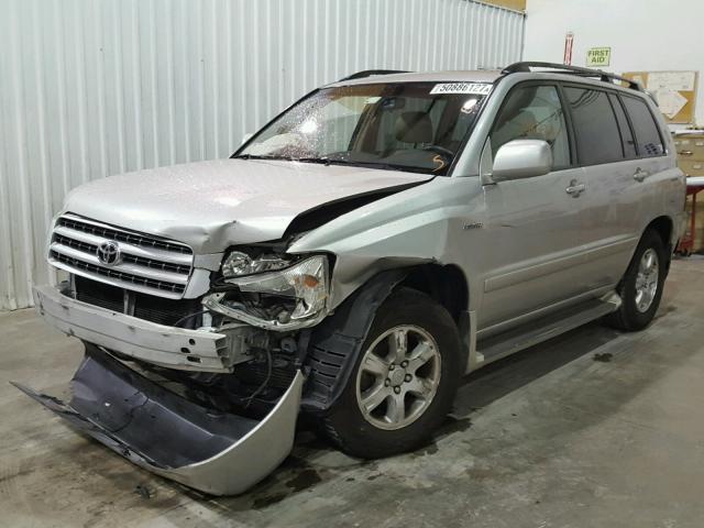 JTEGF21A030076821 - 2003 TOYOTA HIGHLANDER GOLD photo 2