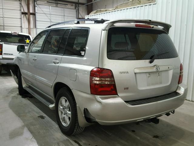 JTEGF21A030076821 - 2003 TOYOTA HIGHLANDER GOLD photo 3