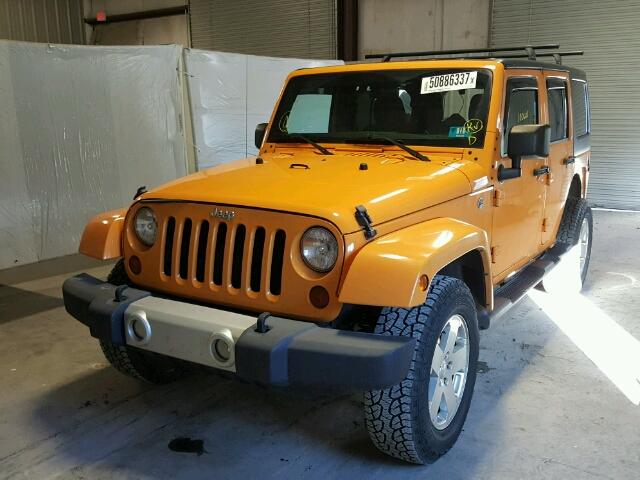 1C4BJWEG7CL123716 - 2012 JEEP WRANGLER U YELLOW photo 2