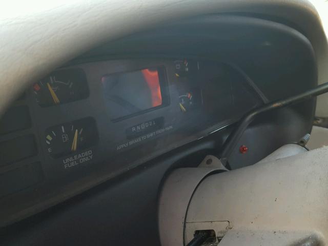 1G1BN52W8RR168866 - 1994 CHEVROLET CAPRICE CL 红色 照片 8