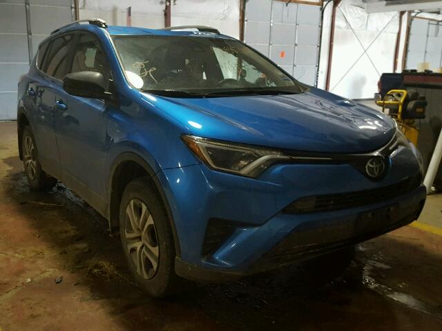 JTMBFREV8HJ121221 - 2017 TOYOTA RAV4 LE BLUE photo 1