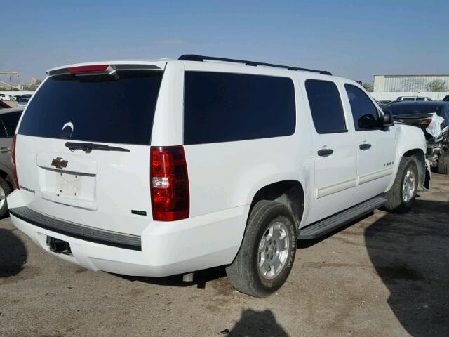 1GNUCHE01AR238833 - 2010 CHEVROLET SUBURBAN C WHITE photo 4