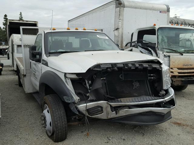 1FDUF5GY6GEA49804 - 2016 FORD F550 SUPER WHITE photo 1