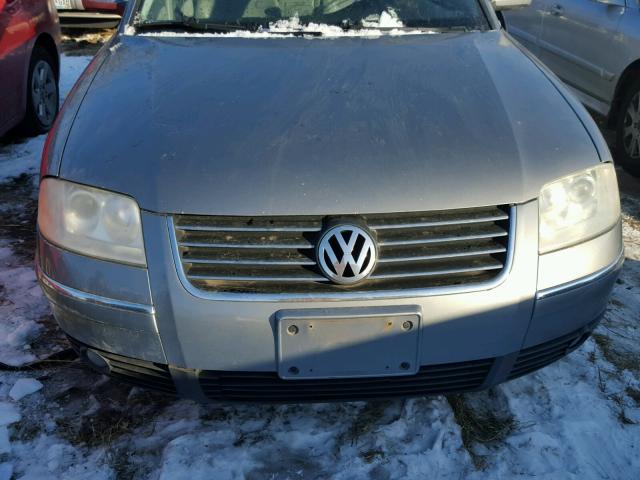 WVWRH63B33P431055 - 2003 VOLKSWAGEN PASSAT GLX GRAY photo 9