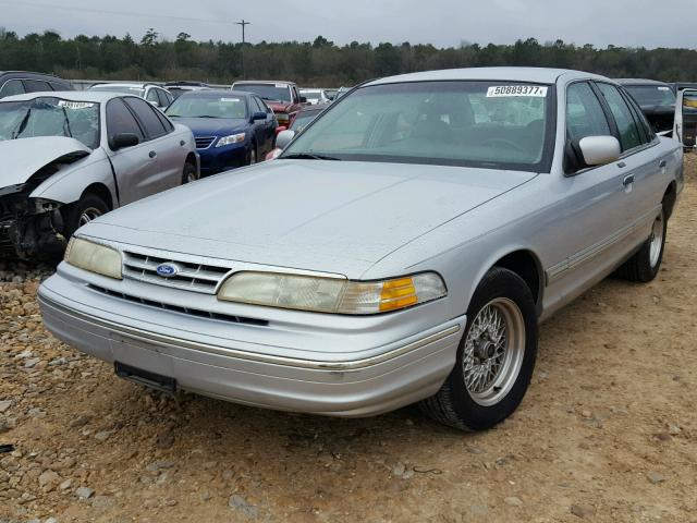 2FALP74W6VX191521 - 1997 FORD CROWN VICT GRAY photo 2