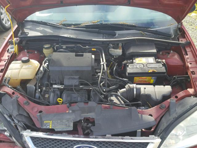 1FAFP34N95W154651 - 2005 FORD FOCUS ZX4 RED photo 7