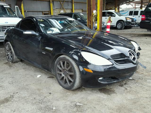 WDBWK54F88F186734 - 2008 MERCEDES-BENZ SLK 280 BLACK photo 1