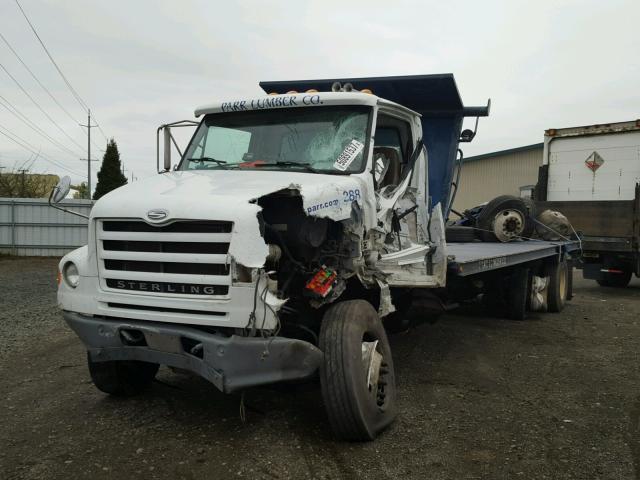 2FZHATDJ77AY16046 - 2007 STERLING TRUCK LT 7500 WHITE photo 2