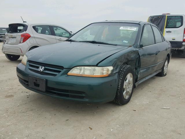 1HGCG165X2A030834 - 2002 HONDA ACCORD EX GREEN photo 2