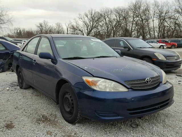 4T1BE32K42U502530 - 2002 TOYOTA CAMRY LE BLUE photo 1