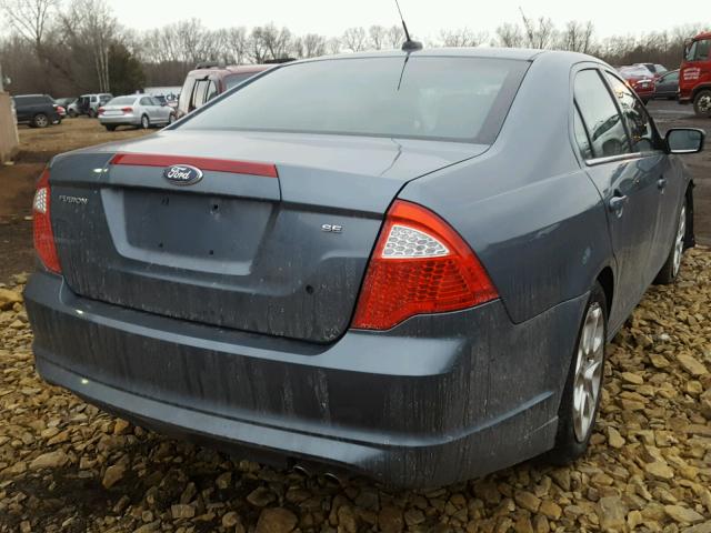 3FAHP0HA2BR327004 - 2011 FORD FUSION SE BLUE photo 4