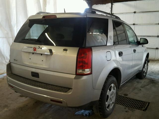 5GZCZ33D76S875588 - 2006 SATURN VUE SILVER photo 4