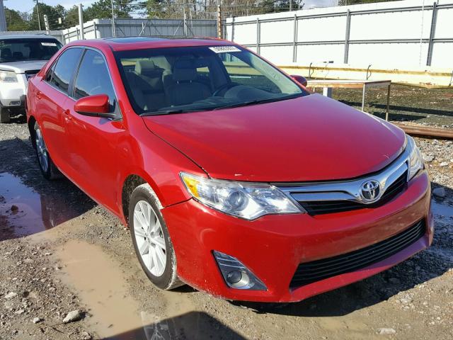 4T1BK1FK0DU531128 - 2013 TOYOTA CAMRY SE RED photo 1