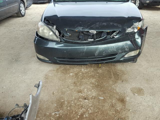 4T1BF32K23U559484 - 2003 TOYOTA CAMRY LE GREEN photo 9