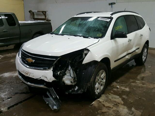 1GNKRFED1FJ202756 - 2015 CHEVROLET TRAVERSE L WHITE photo 2